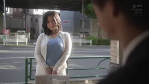 Anh xã yếu không làm lên đỉnh, bà xã lên mạng tìm trai trẻ nện khỏe